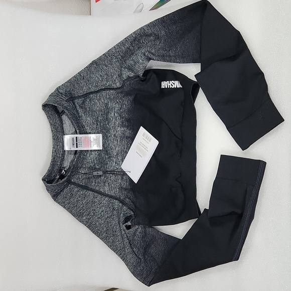 Gymshark Tops - Gymshark Adapt Ombre Seamless LS Crop Top Black/Black Marl Small